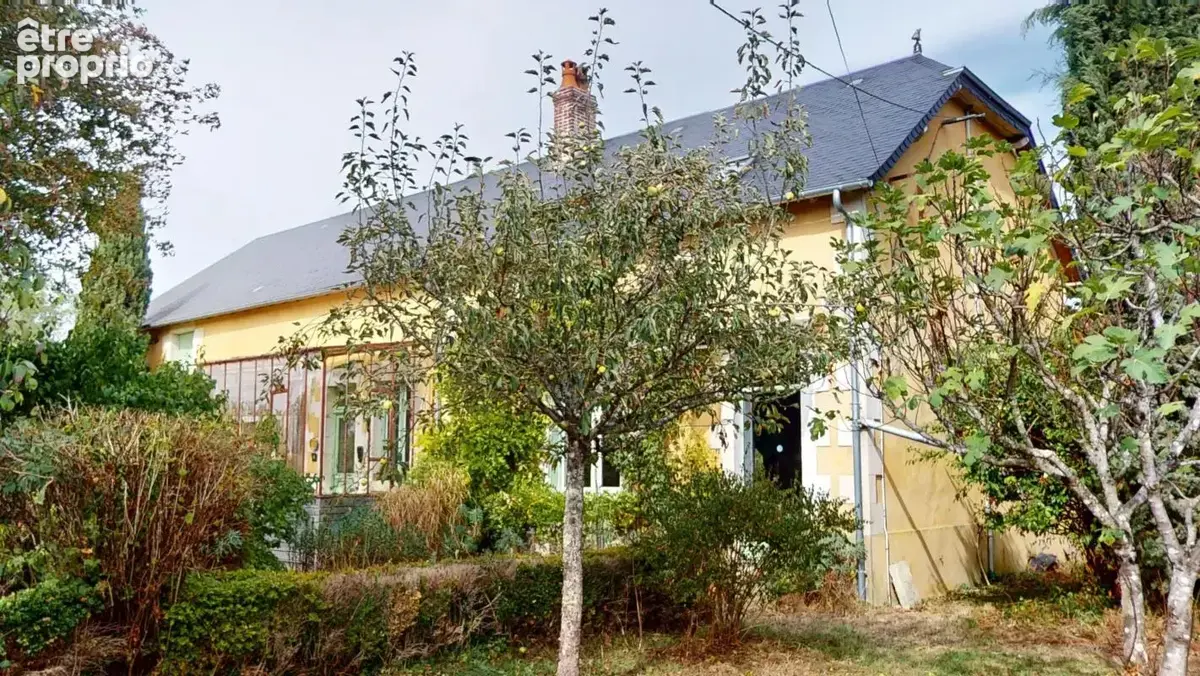 Ensemble immobilier de charme à 12 km de Sancerre : maison restaurée+dépendances sur 5000 m². Au calme absolu, dans un environne - photo 2