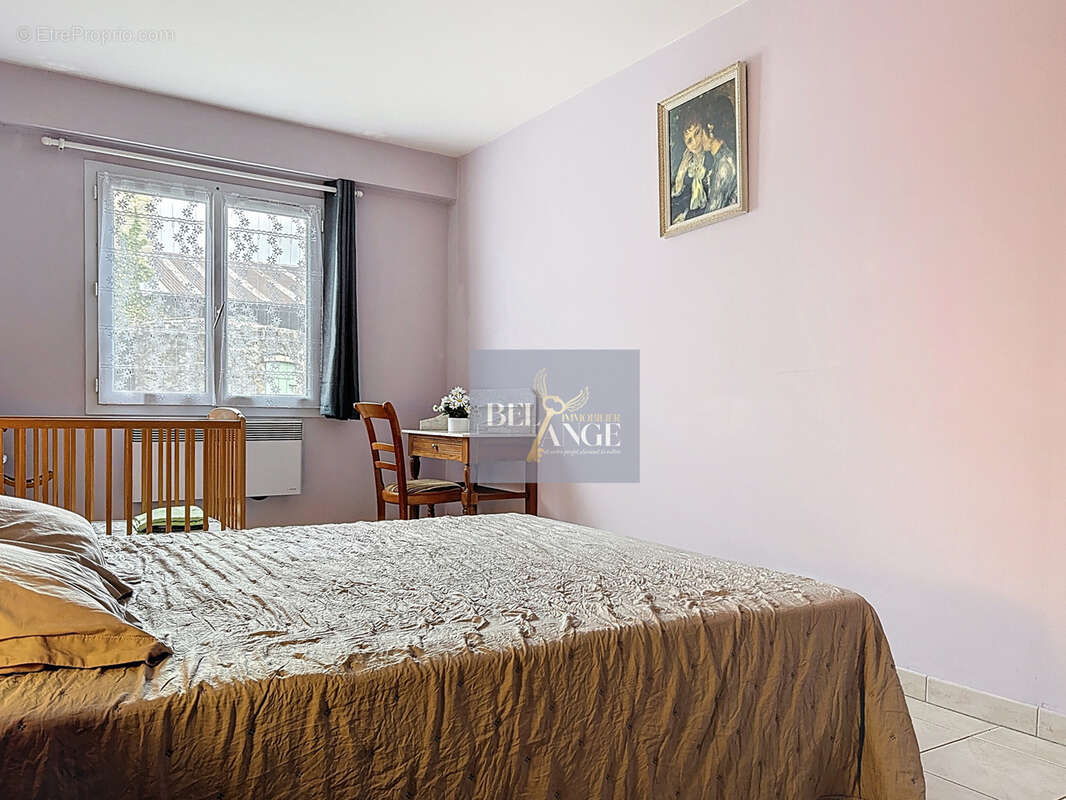 Maison à ALLEGRE-LES-FUMADES