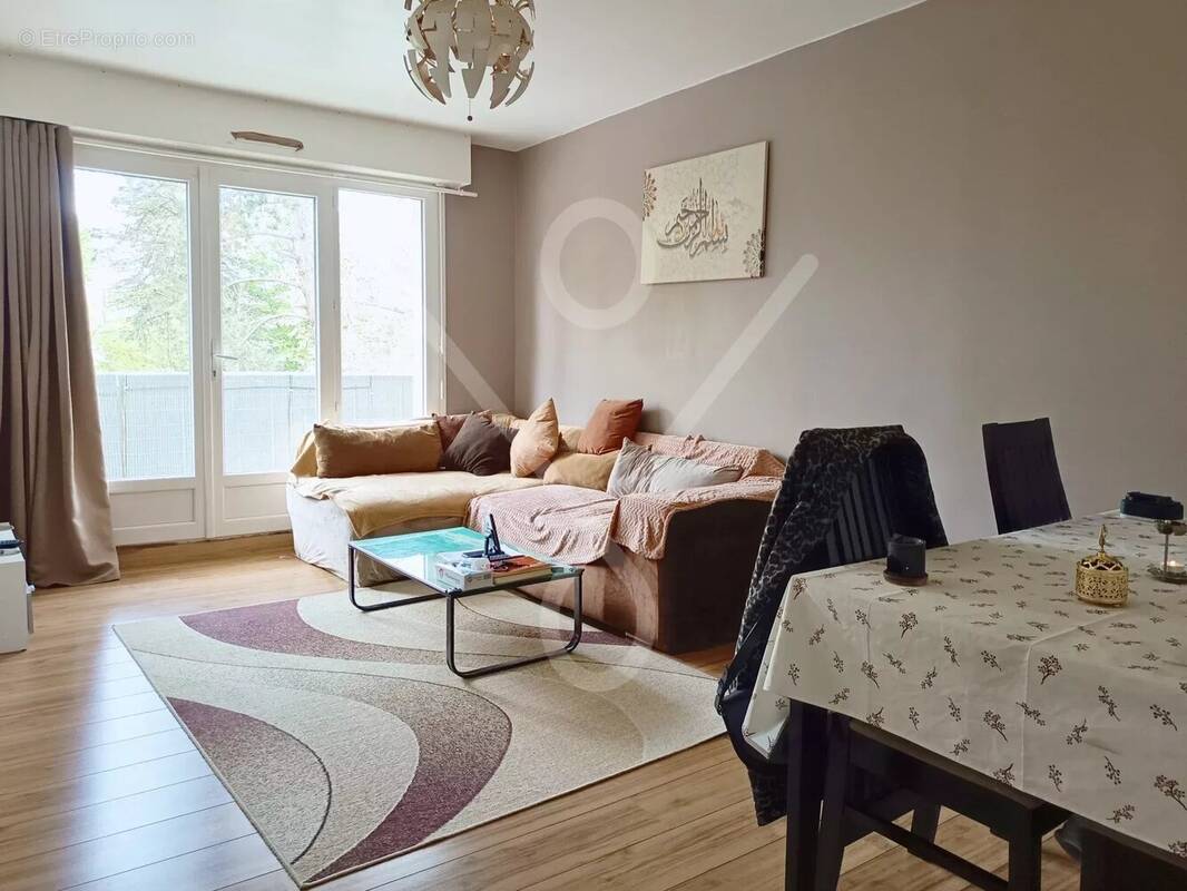 Appartement à GIF-SUR-YVETTE