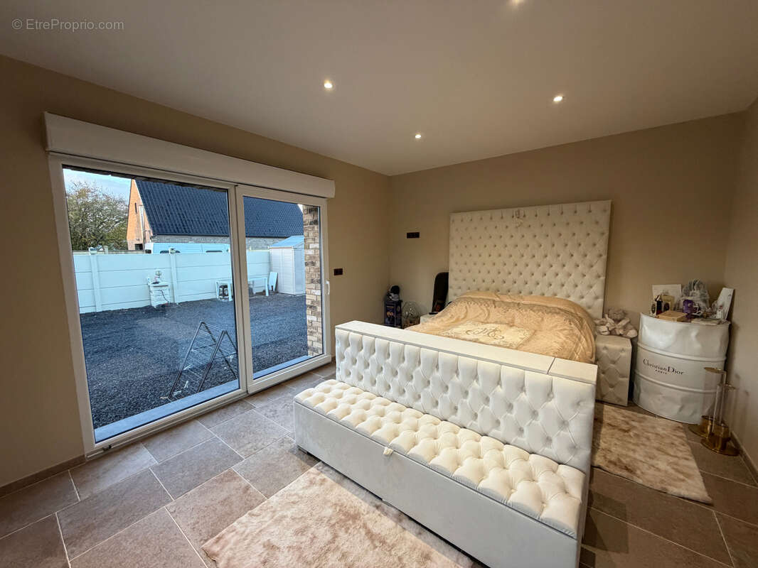 Maison à SAINT-AMAND-LES-EAUX