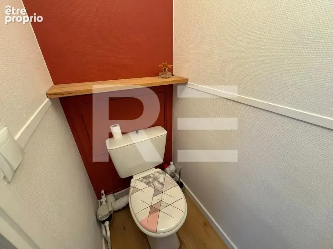 A vendre appartement renove dans le centre ville de nimes - photo 8