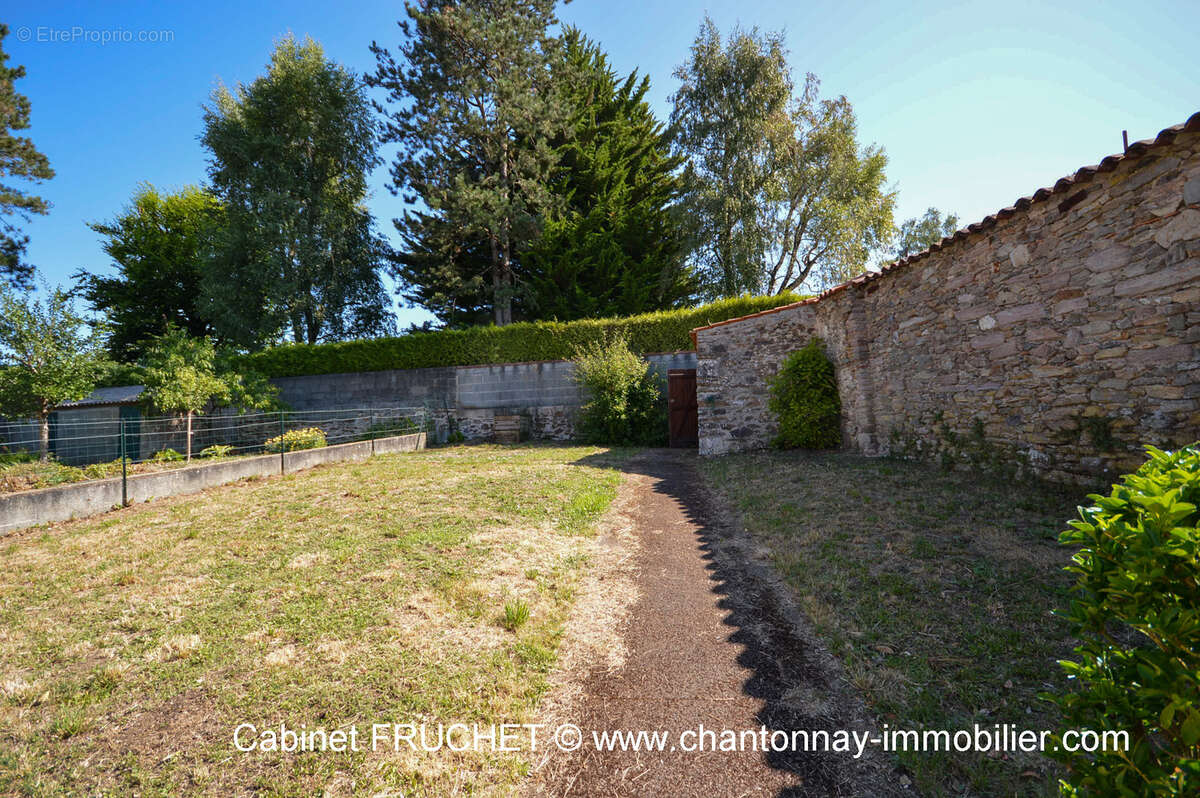 Maison à LA CHATAIGNERAIE