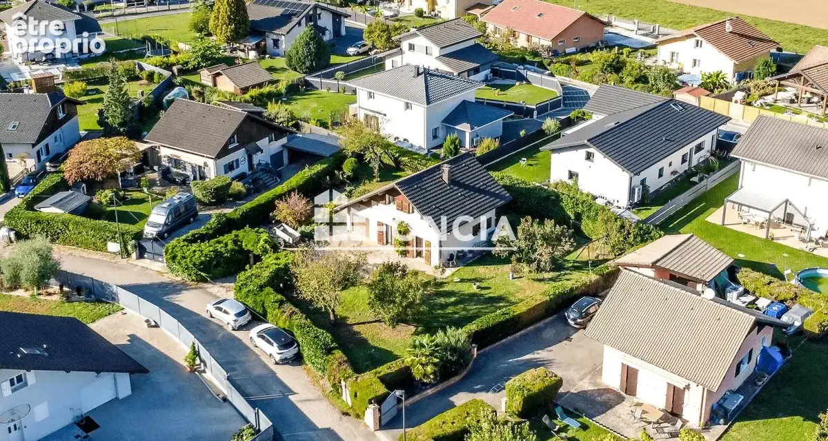 BONNEVILLE - Thuet : Maison et jardin attenant - photo 1