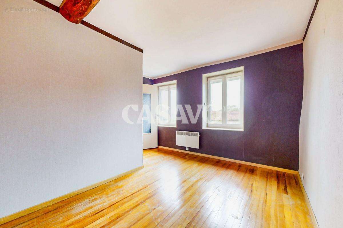 Maison à BOUVESSE-QUIRIEU