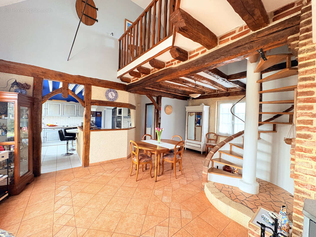 Maison à MITTAINVILLIERS