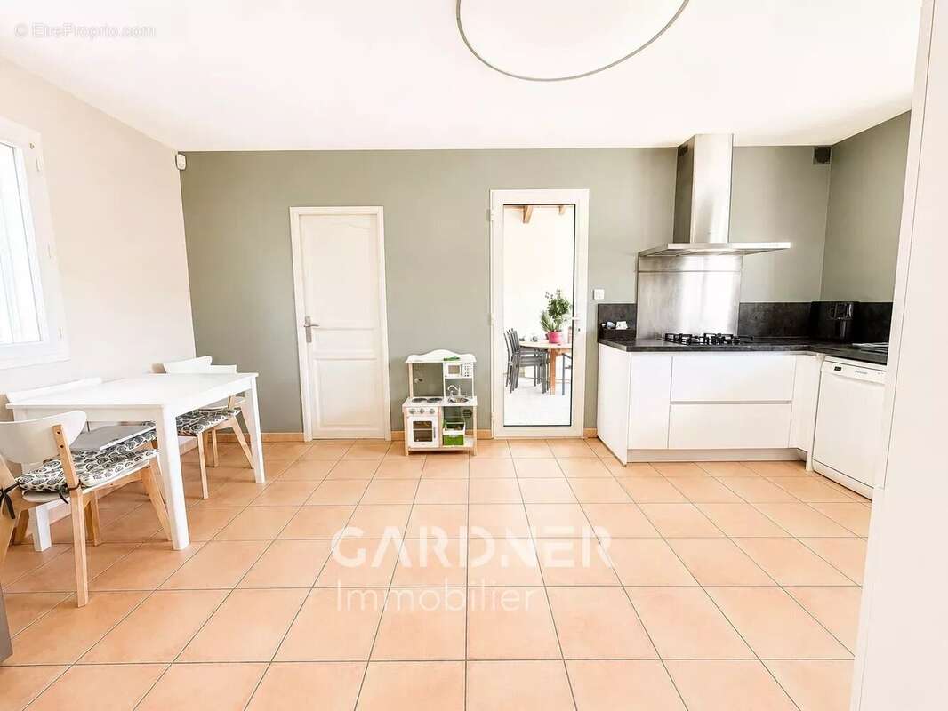 Maison à MARSEILLE-11E