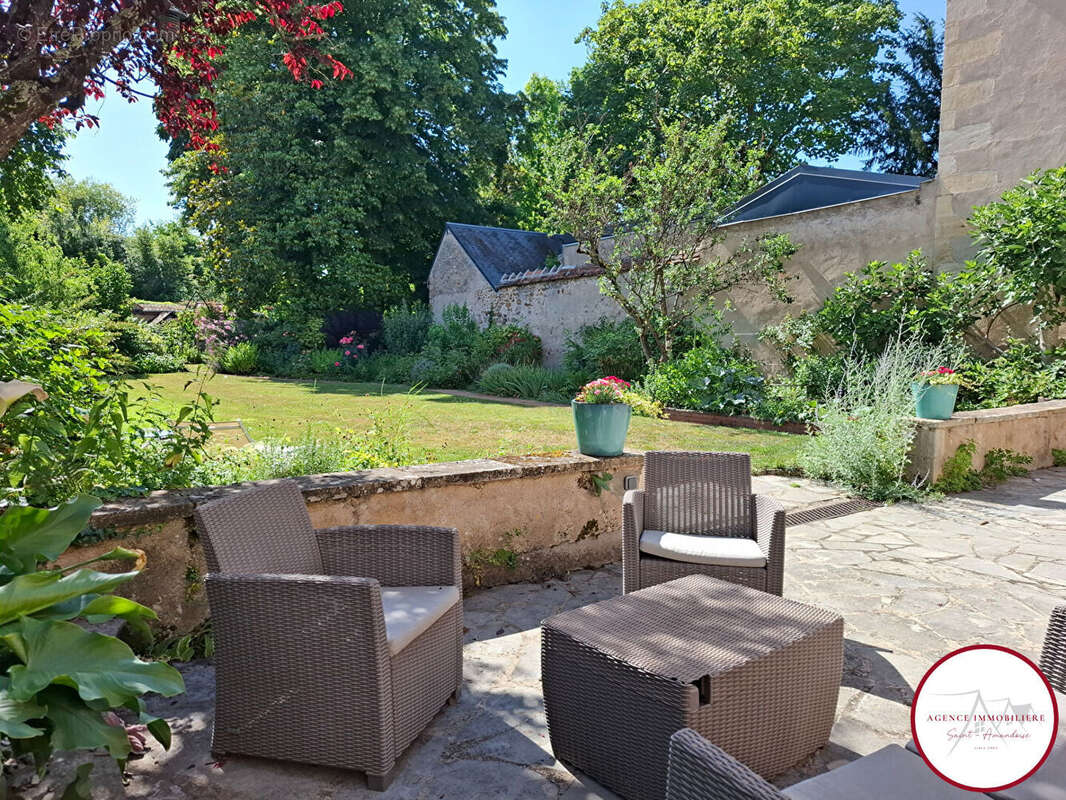 Maison à SAINT-AMAND-MONTROND