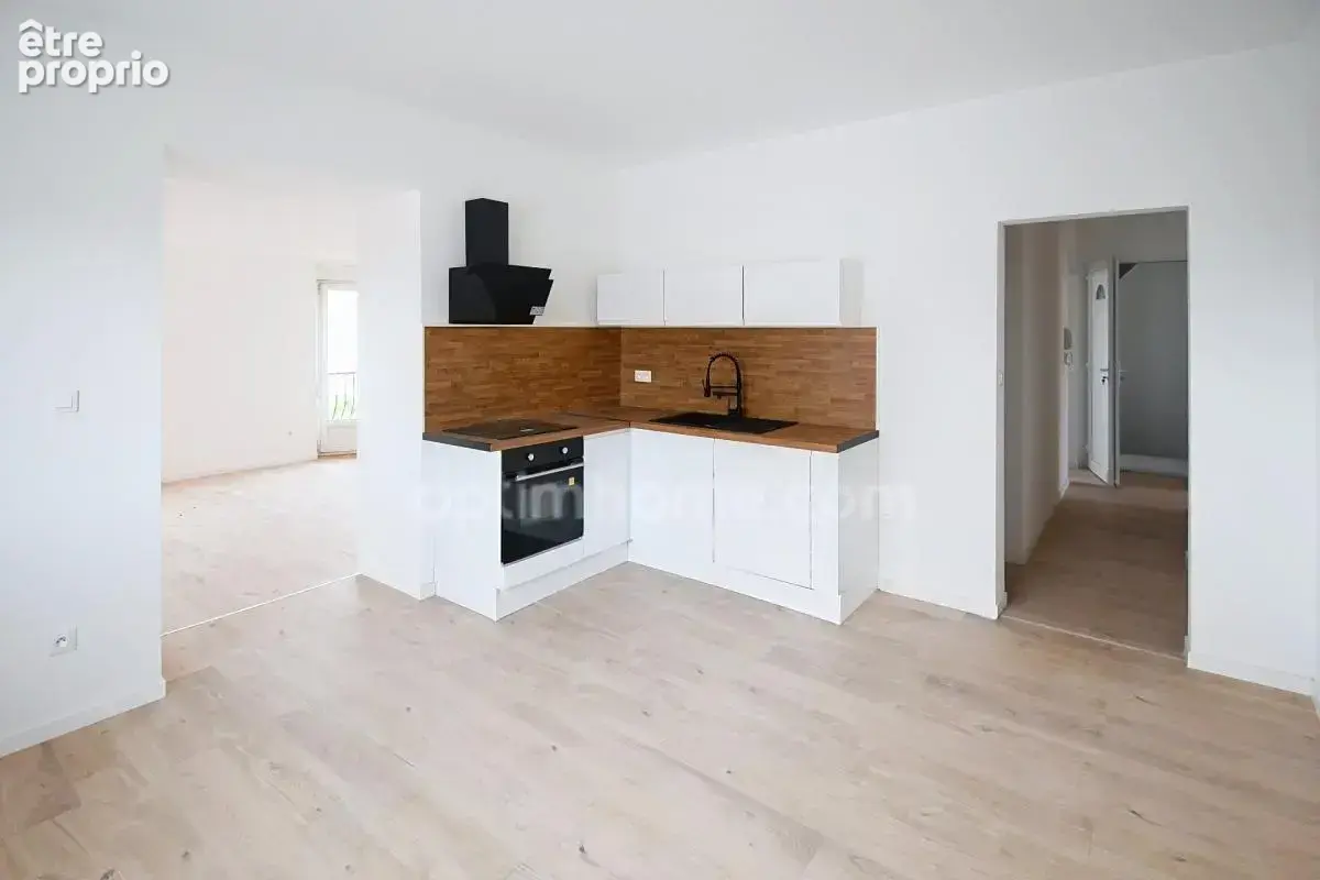 Appartement à LEXY