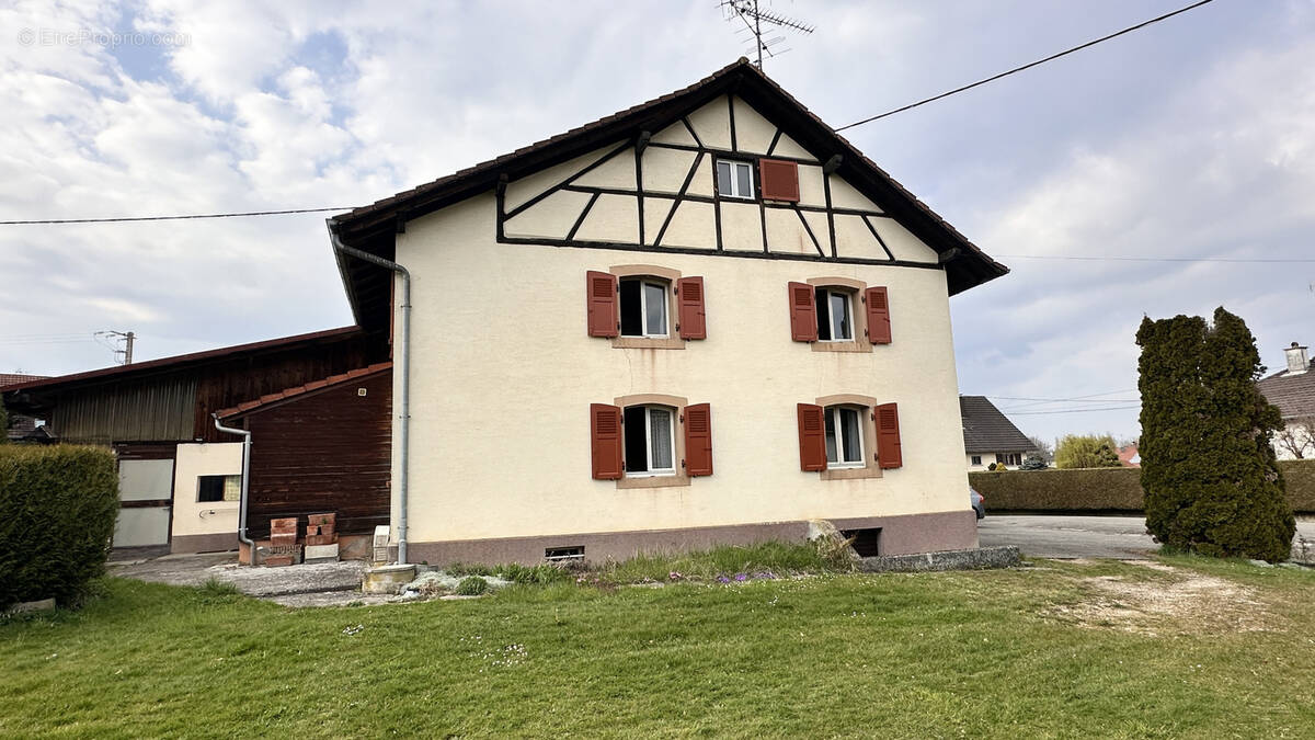Maison à BISEL
