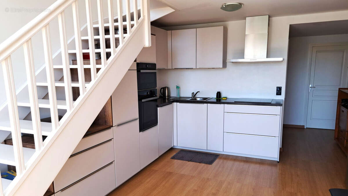 Appartement 91 m² à Veigy-Foncenex  - photo 2