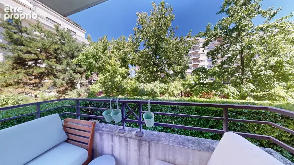  Lyon 4ᵉ – Croix-Rousse  Appartement 2 pièces avec balcon, cave et garage en option ! - photo 11