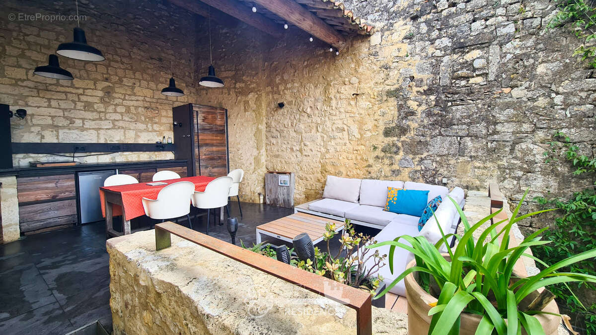 Maison à UZES