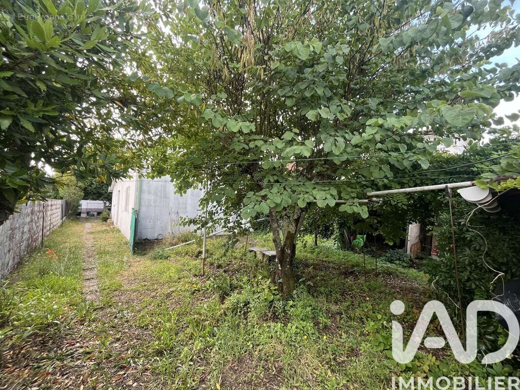 Maison 95 m² à Pessac  - photo 6