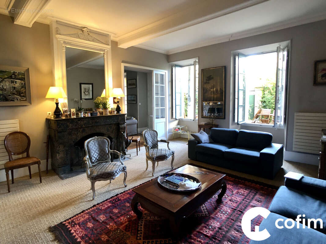 Salon - Maison à TARBES