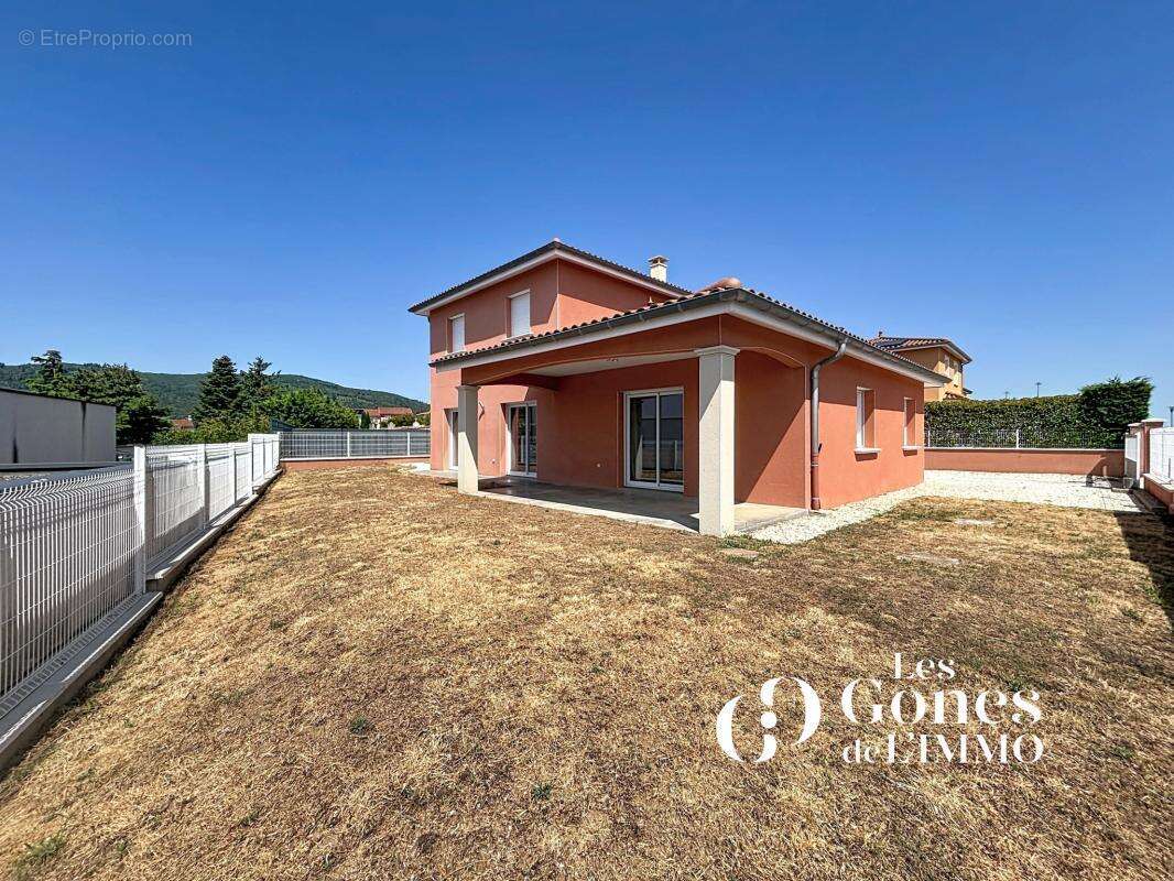 Maison T5 de 142m2 - double garage - Terrain de 675 m2 - photo 14
