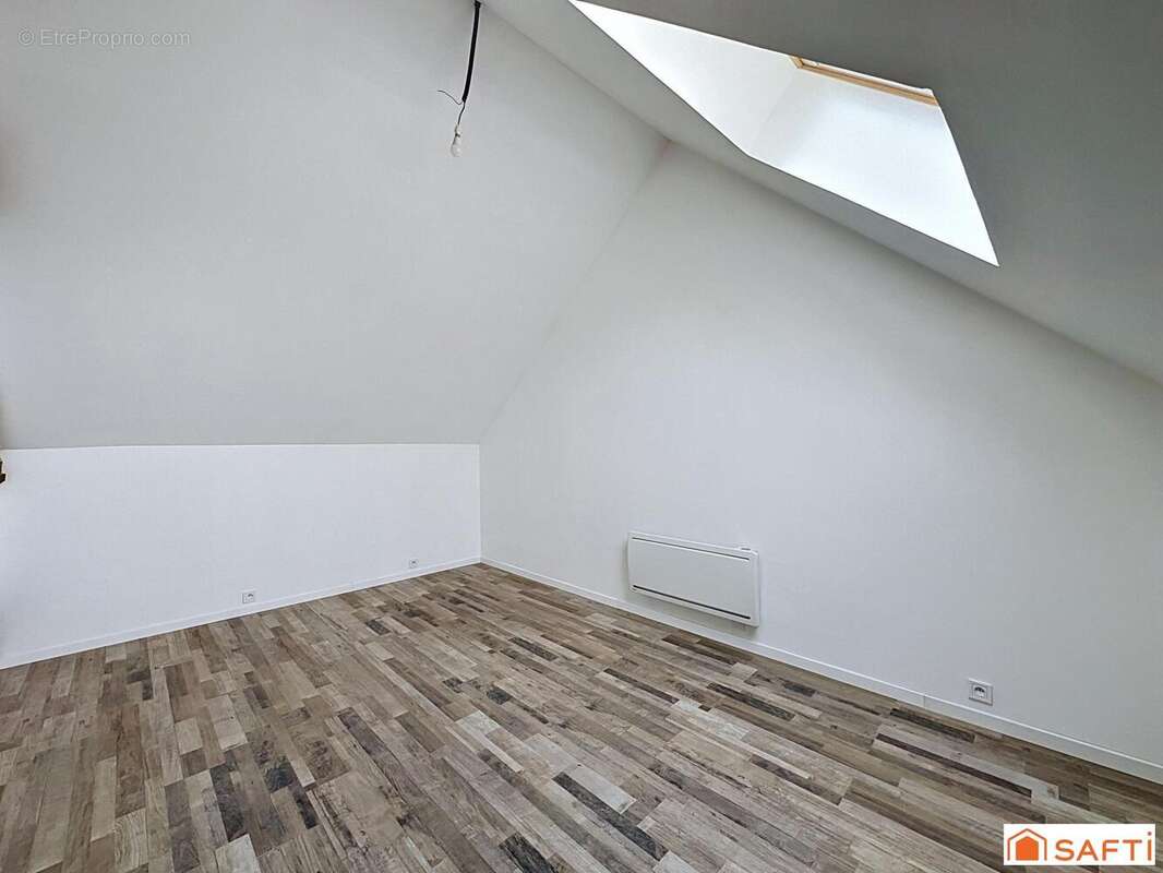 Maison 138 m² à Dixmont  - photo 9