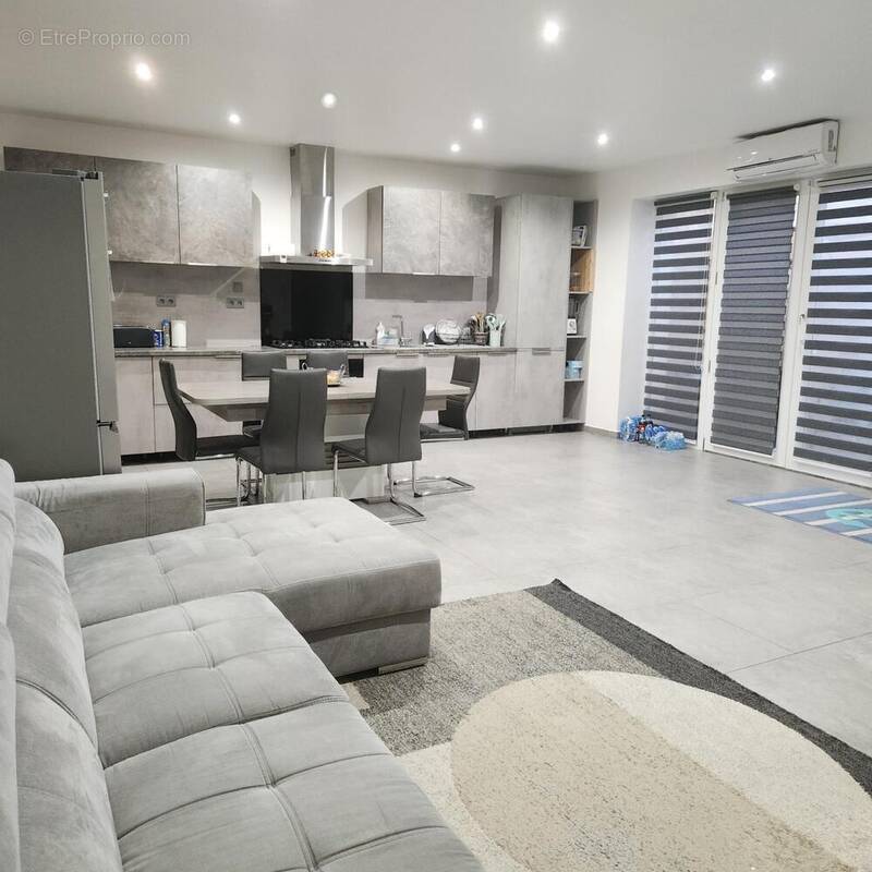 Photo 1 - Maison à NIMES