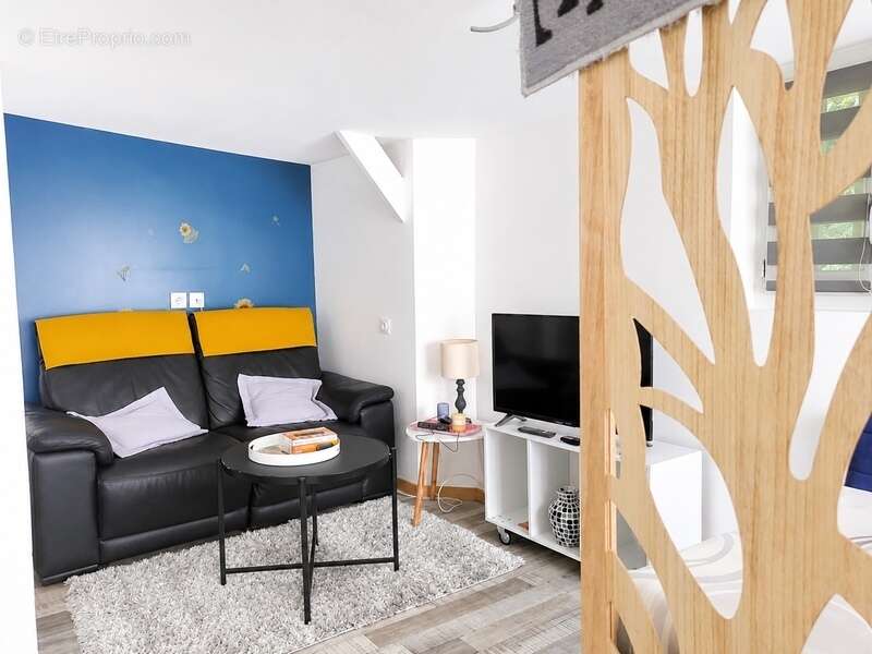 Propriété de rapport - cinq appartements loués meublés - rentabilité 8,6 % - Bernay - photo 2