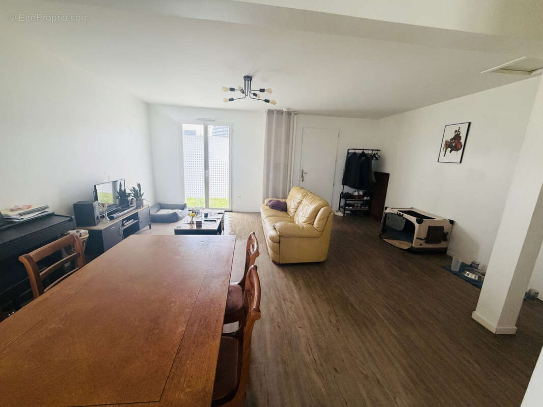 Maison à SAINT-QUENTIN