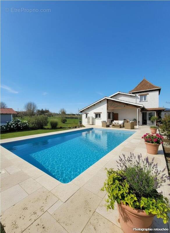 Photo 1 - Maison à PUYMICLAN