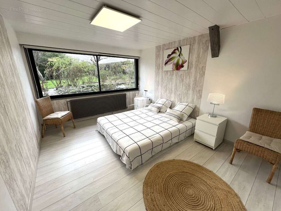 Maison à VIRONVAY