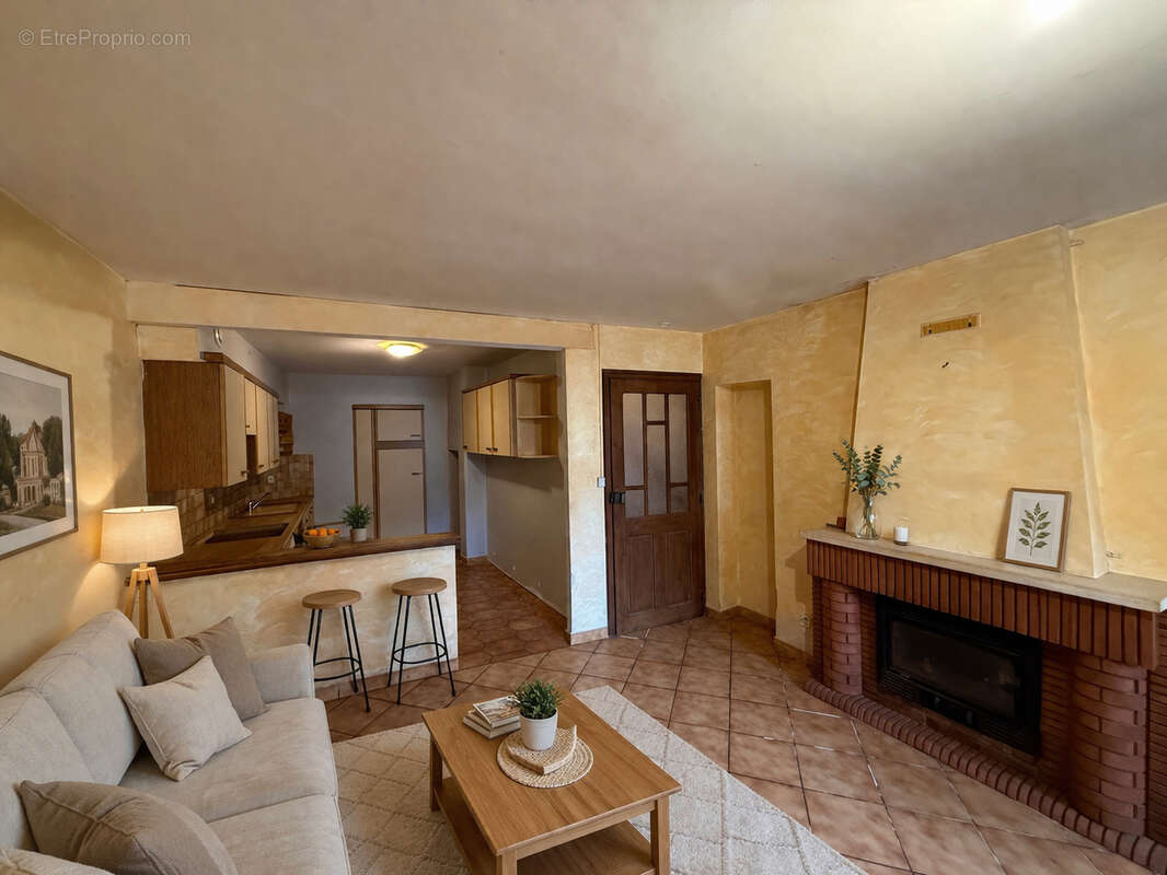 Maison à LAURE-MINERVOIS