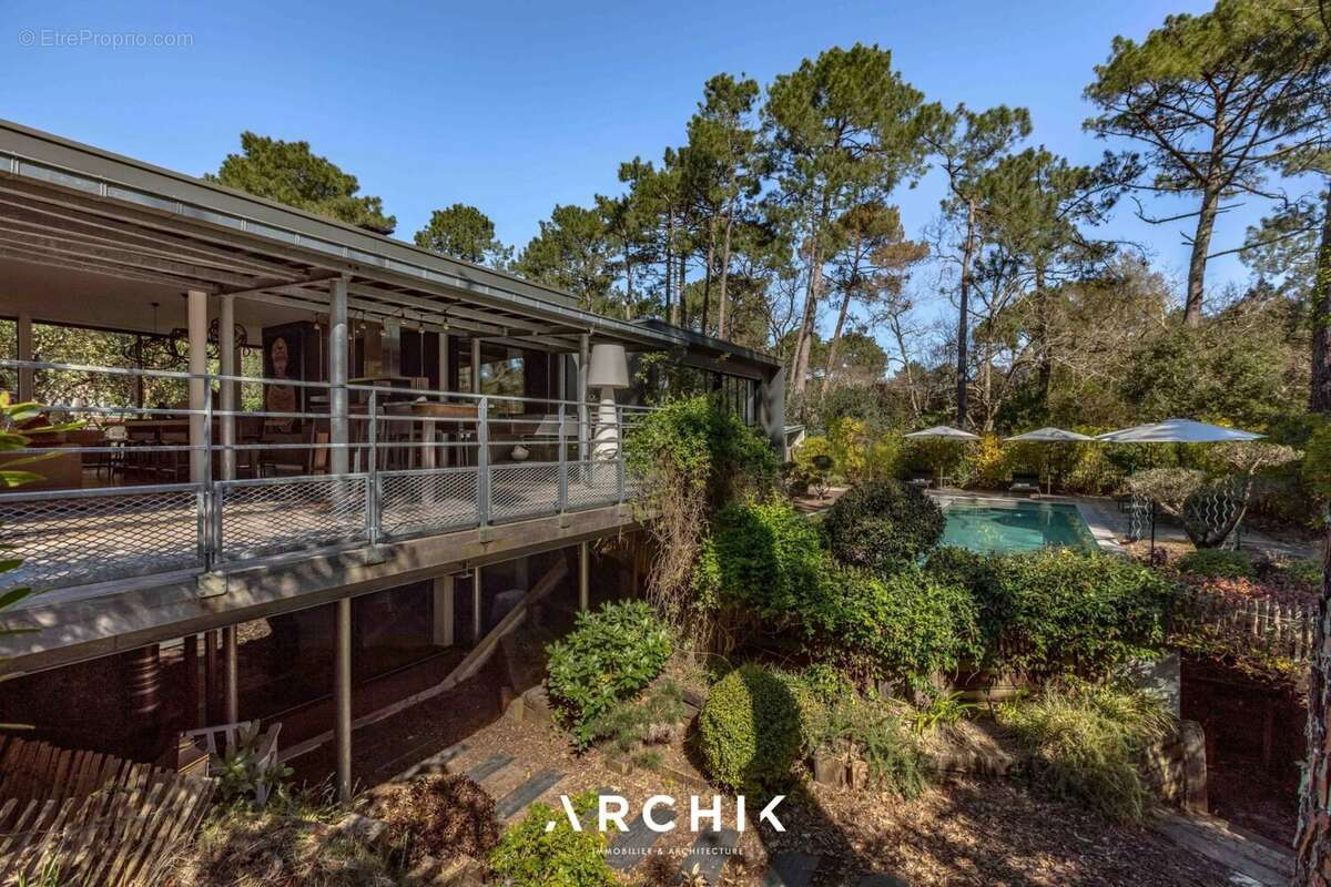 Maison à LE BOUSCAT