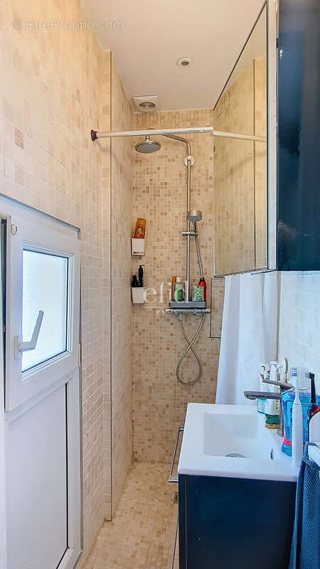 Appartement à PARIS-20E