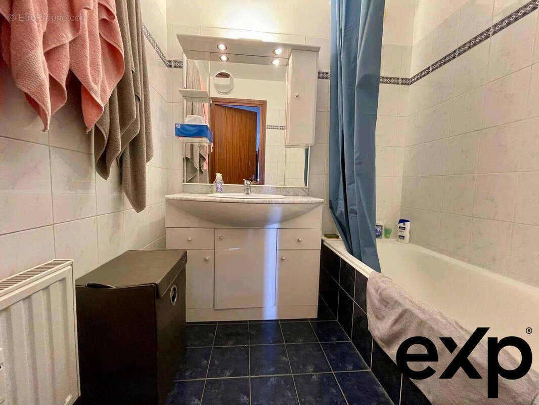 Appartement à AIX-LES-BAINS