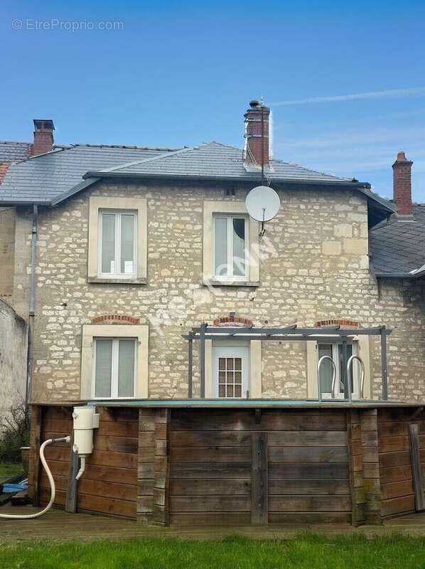 Maison à AMIFONTAINE