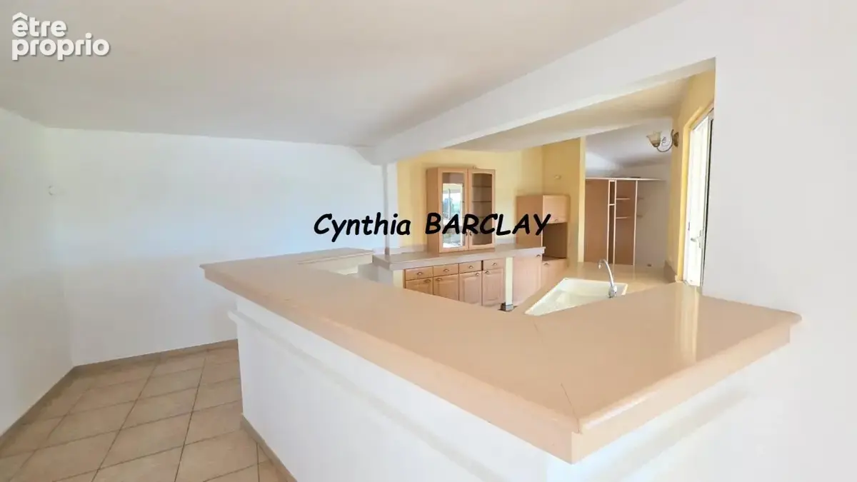 Maison 5 pièces 164 m² à vendre à Fort-De-France (97200) - photo 10