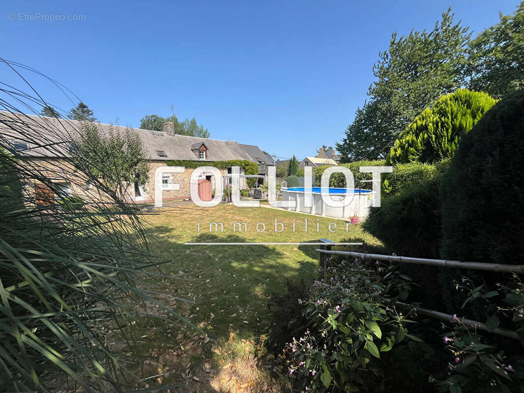 A vendre - Longère en pierre rénovée avec piscine - Le Châtellier (35133) - photo 2