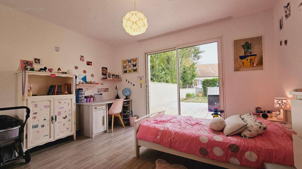 Maison à SAINT-DOULCHARD