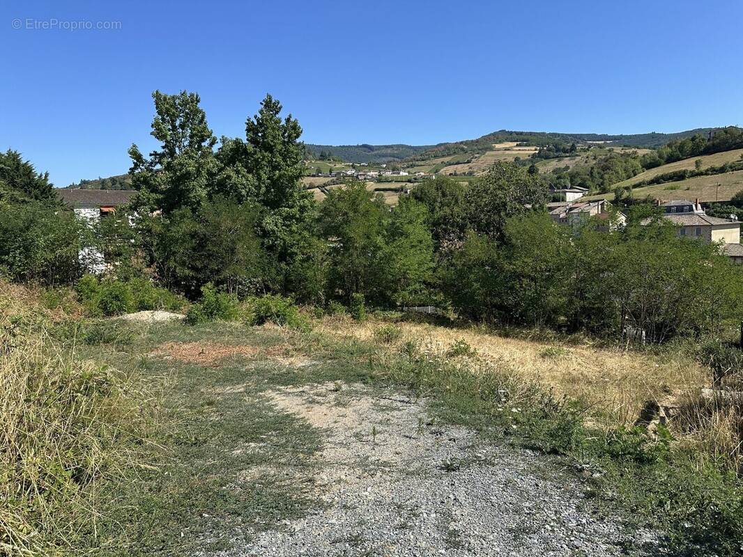 Terrain à BEAUJEU