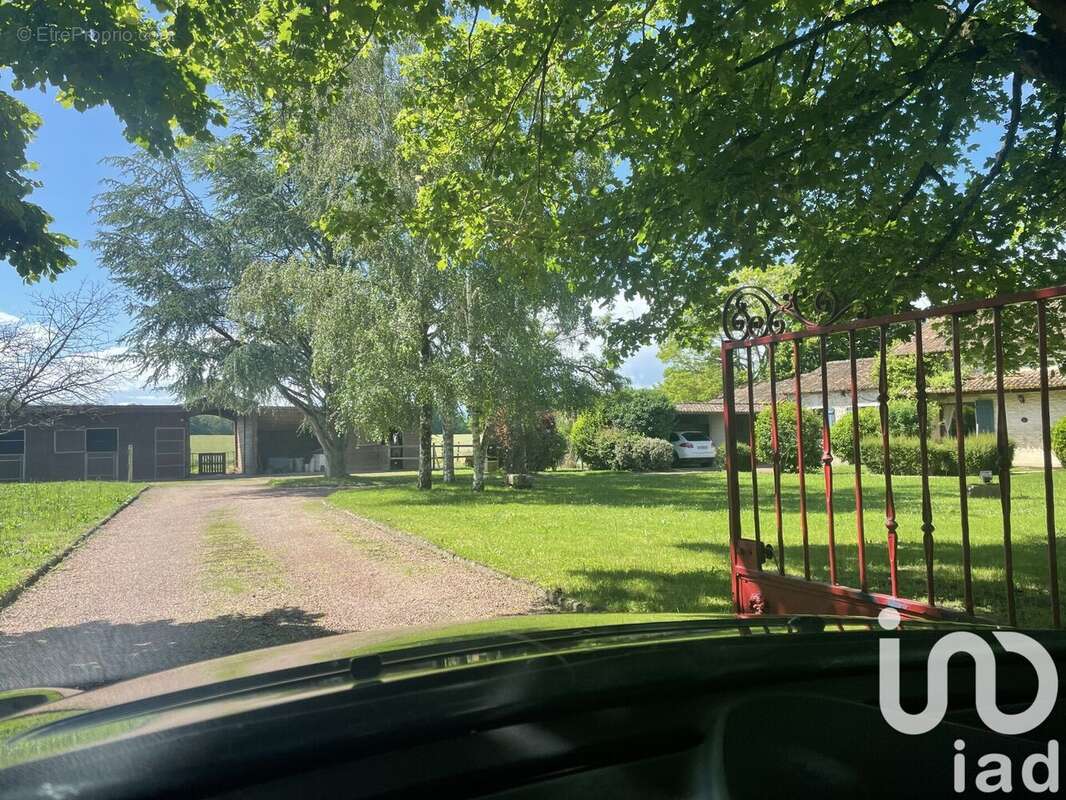 Photo 5 - Maison à SAINT-SAVIN