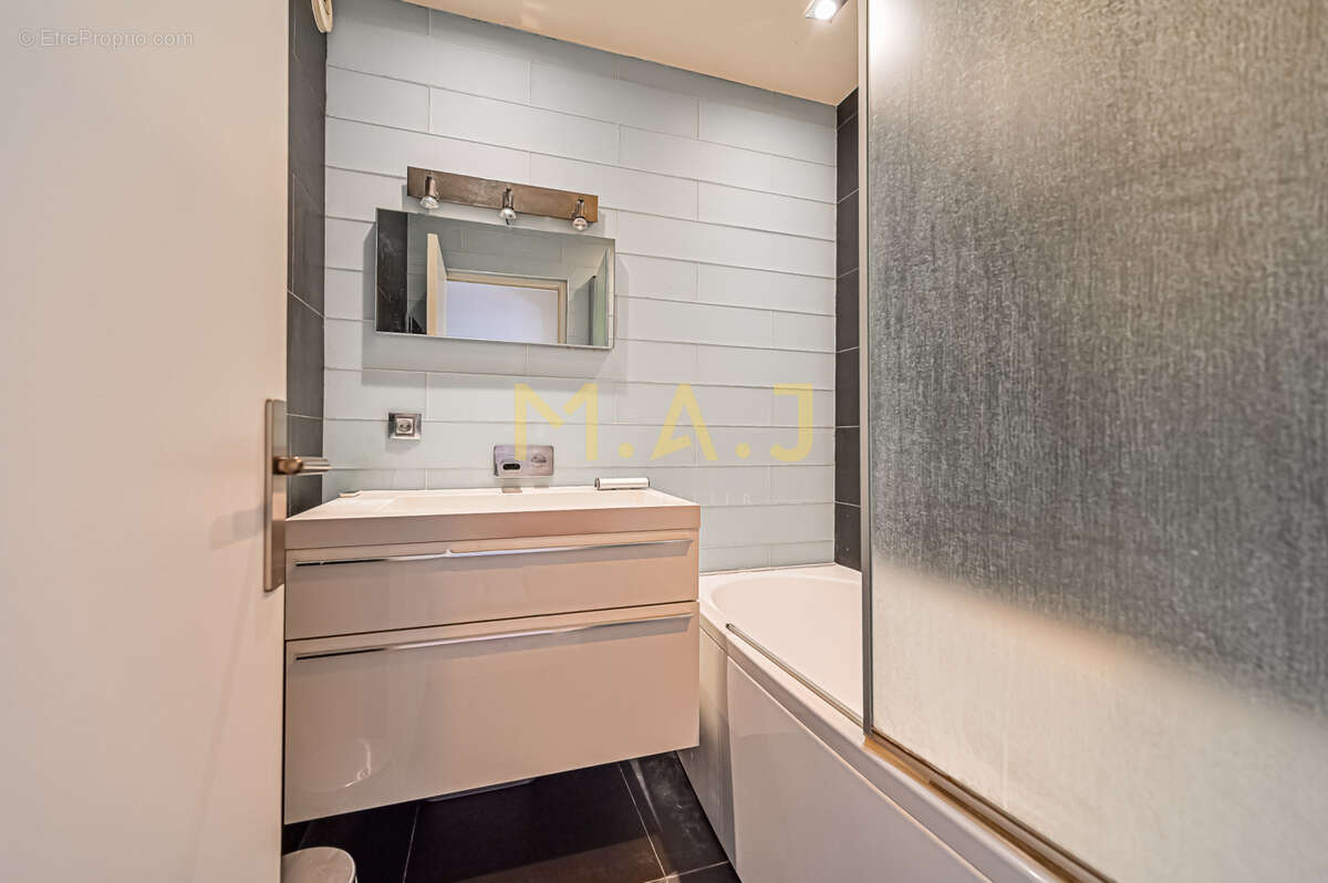 Appartement à LE PERREUX-SUR-MARNE