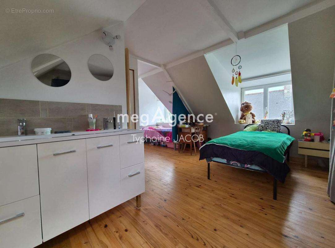 Maison à PLEGUIEN