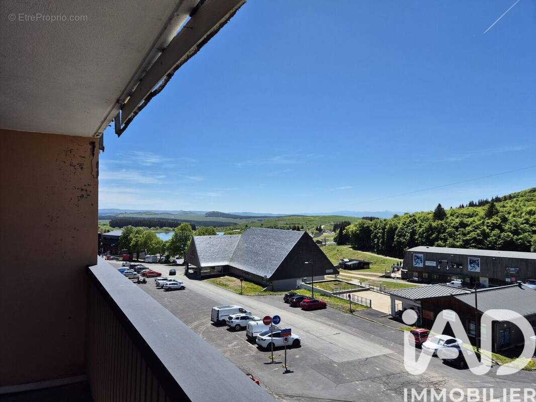 Photo 1 - Appartement à BESSE-ET-SAINT-ANASTAISE