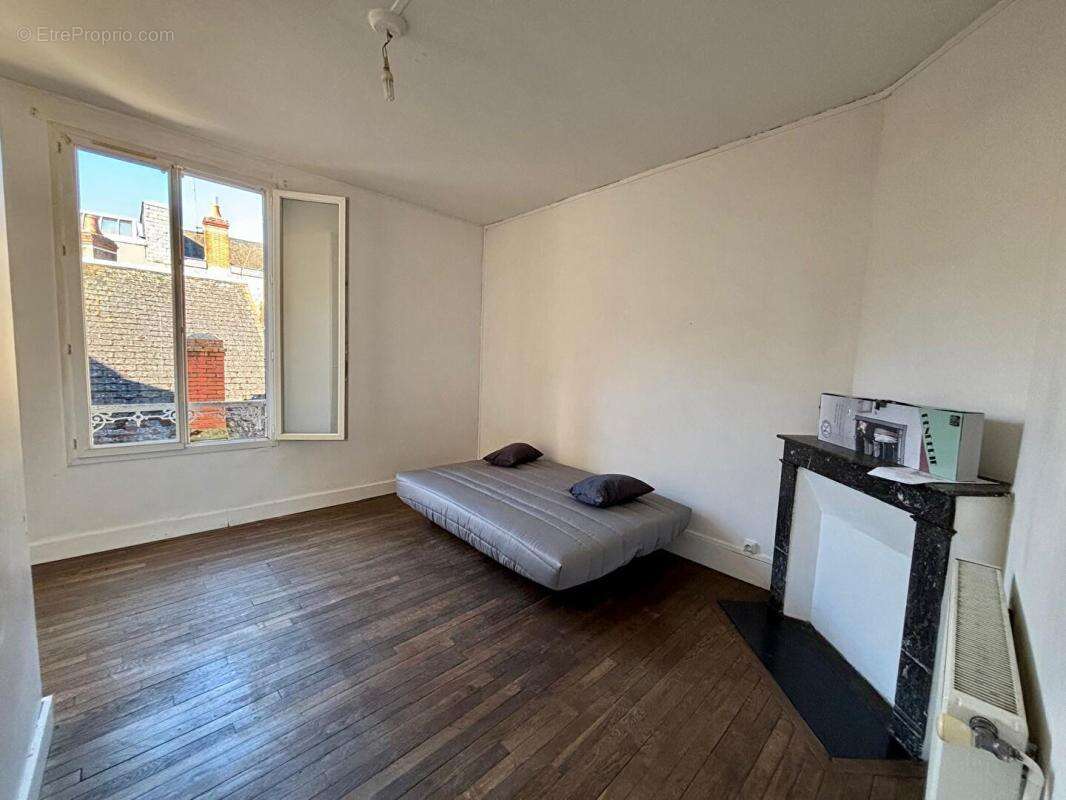Appartement à LA CHARITE-SUR-LOIRE