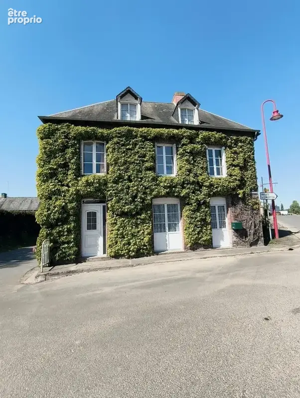 Maison à SAINT-FRAIMBAULT