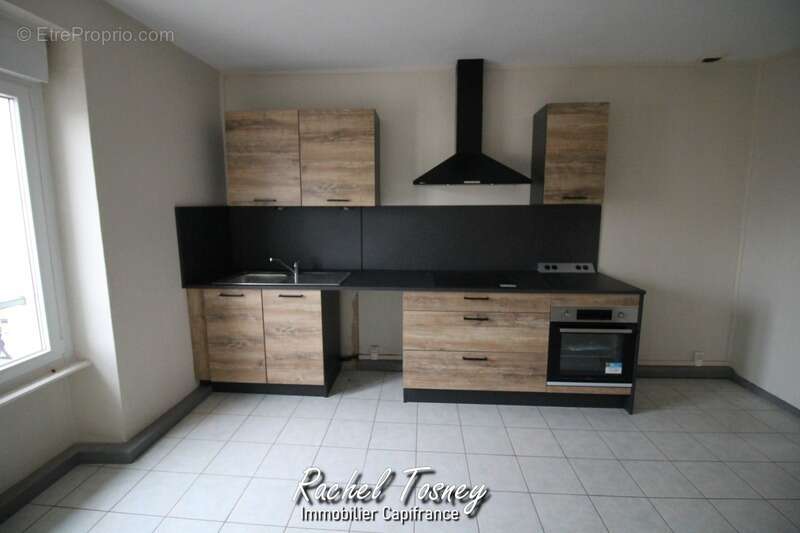 Appartement à CHAMPAGNEY
