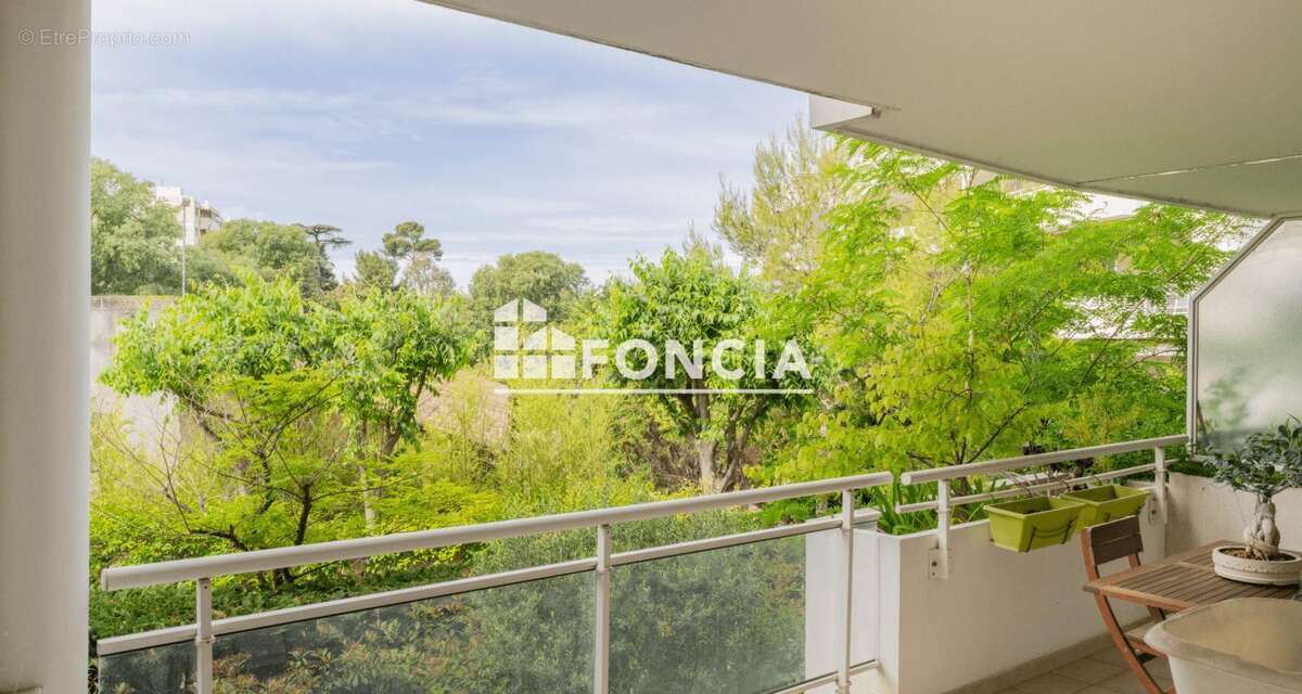 Appartement à MARSEILLE-9E