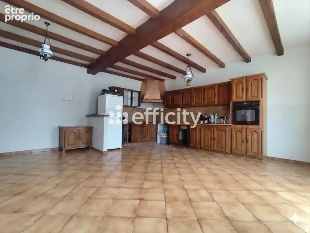 Maison 6 pièces 180 m² à vendre à Jarnac-Champagne (17520) - photo 4
