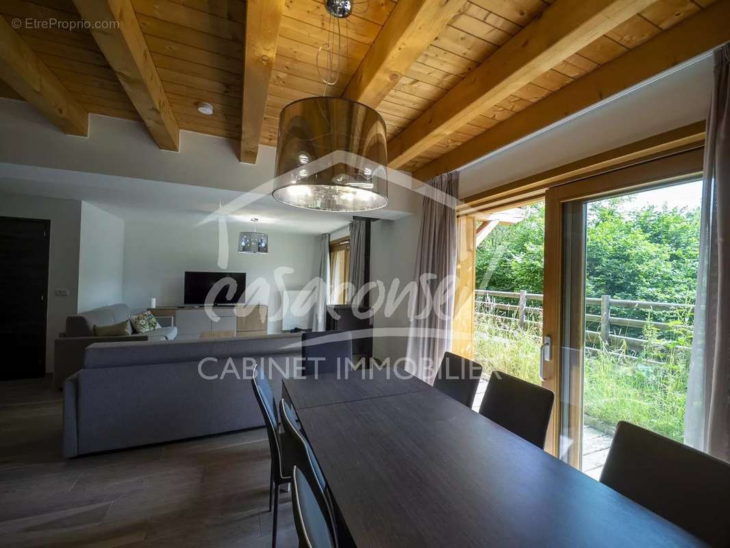 Appartement à COMBLOUX