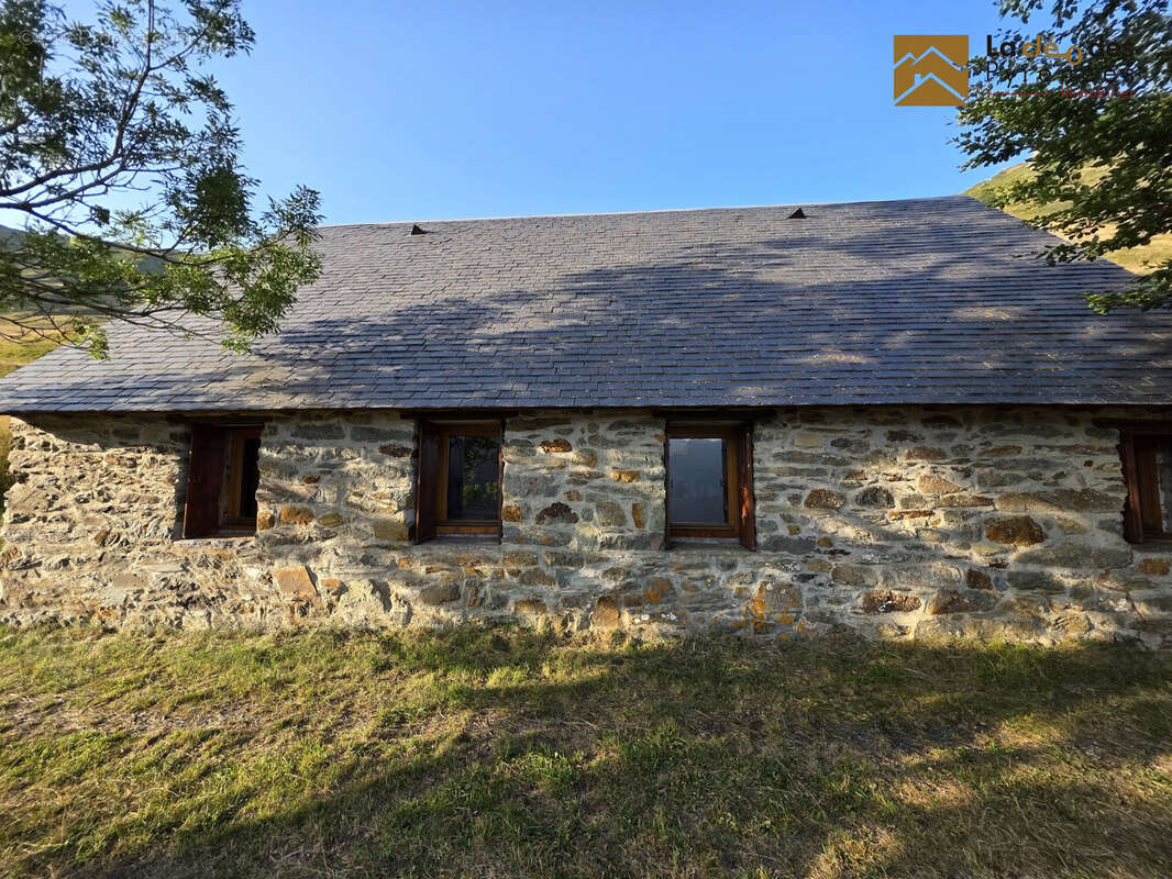 Maison à LUZ-SAINT-SAUVEUR