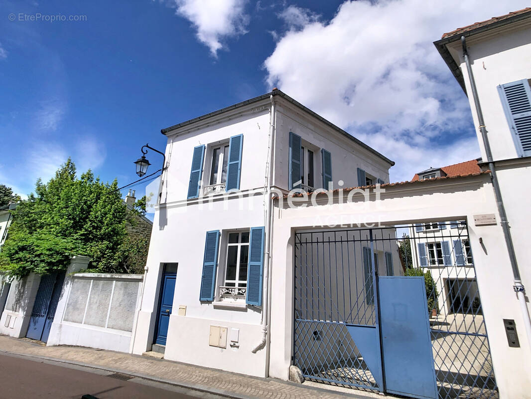 Maison à RUEIL-MALMAISON