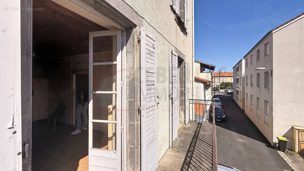 Appartement à AUBIERE
