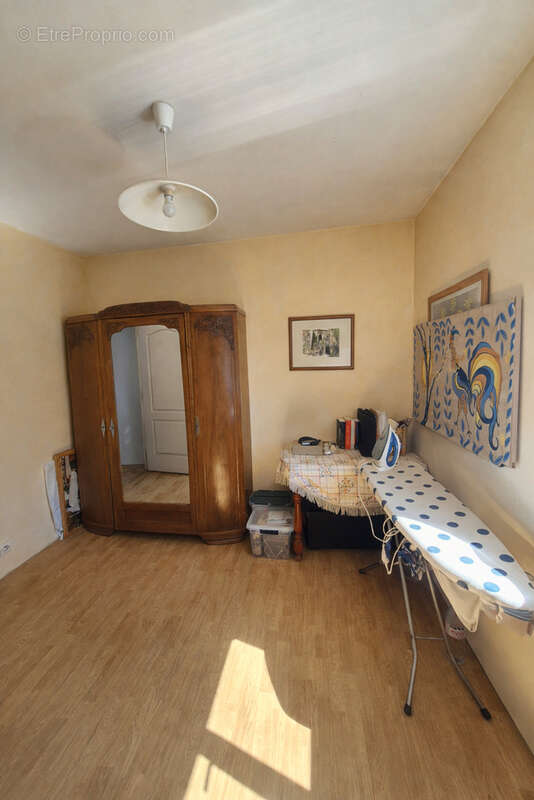 Maison à COUBRON