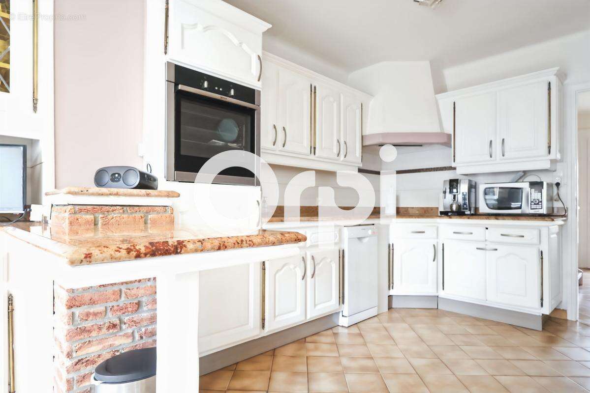 Maison à CAPPELLE-LA-GRANDE