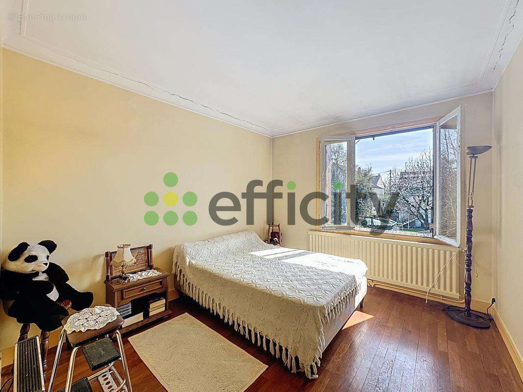 Maison à GOURNAY-SUR-MARNE